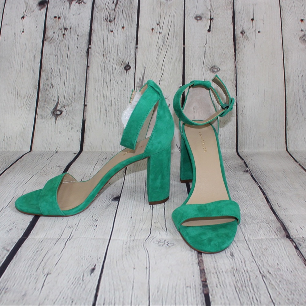 Ann Taylor Green Sandal with Ankle Strap